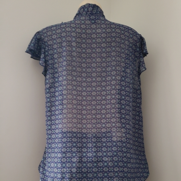 EUC Torrid Plus Size Women's Blue Button Front Ruffle Short Sleeve Sheer Blouse - Picture 2 of 6